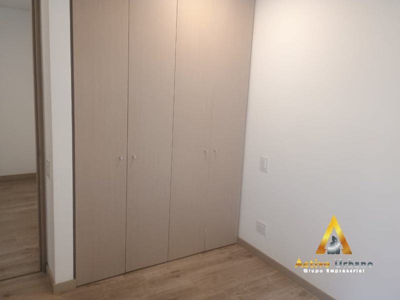 foto_104782_901271444_2051585269_ss