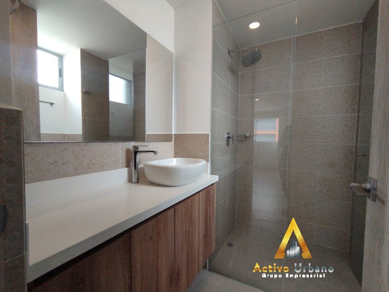 foto_104782_901271444_2331206523_ss