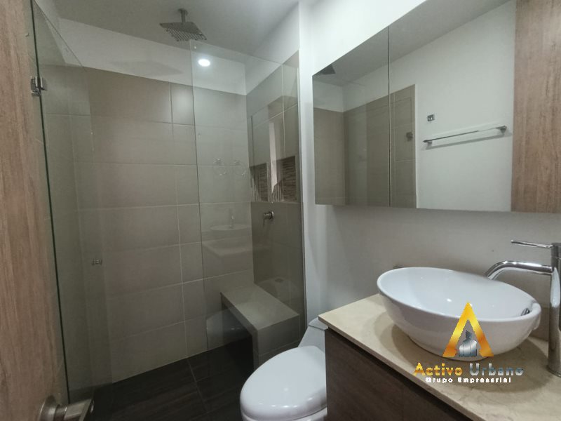 foto_104782_901271444_2480368862_ss