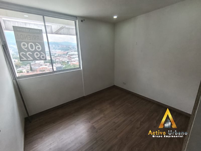 foto_104782_901271444_2498070978_ss