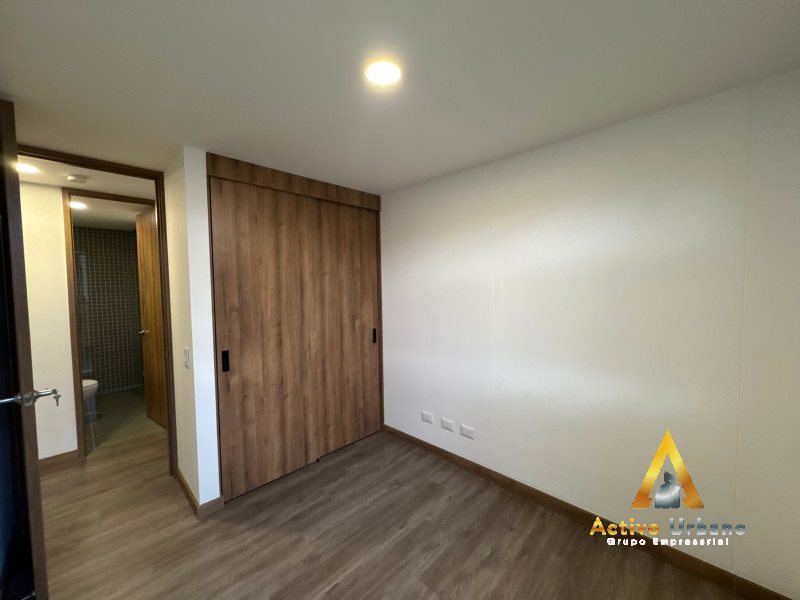 foto_104782_901271444_2588456909_ss