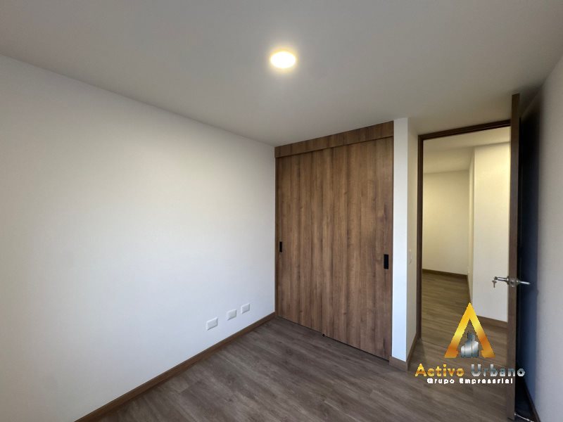 foto_104782_901271444_2610221266_ss