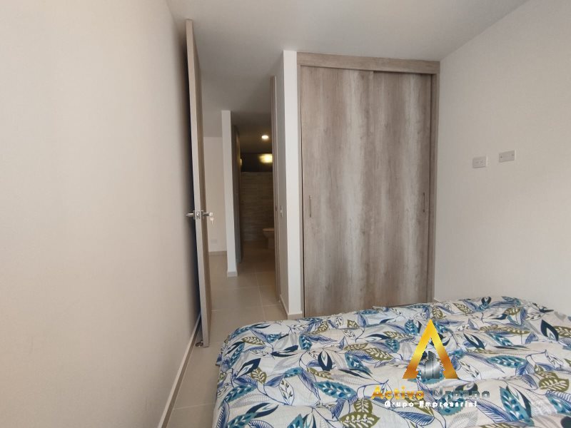 foto_104782_901271444_2893730082_ss