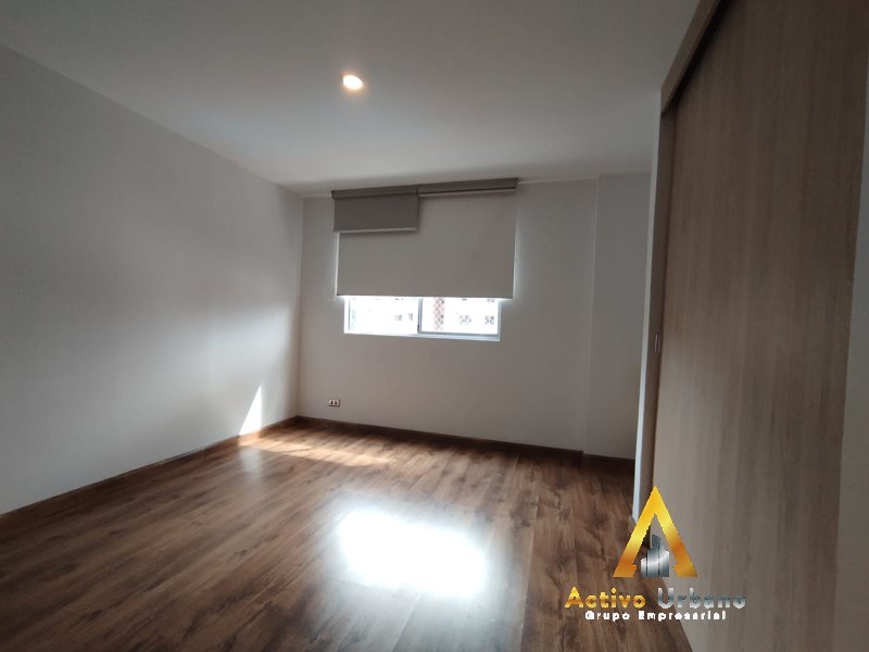 foto_104782_901271444_3348578181_ss