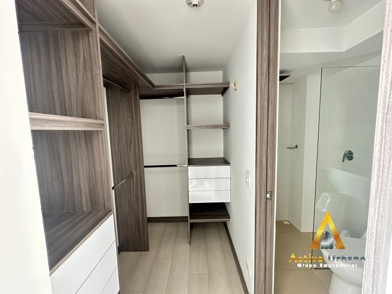 foto_104782_901271444_3358119782_ss