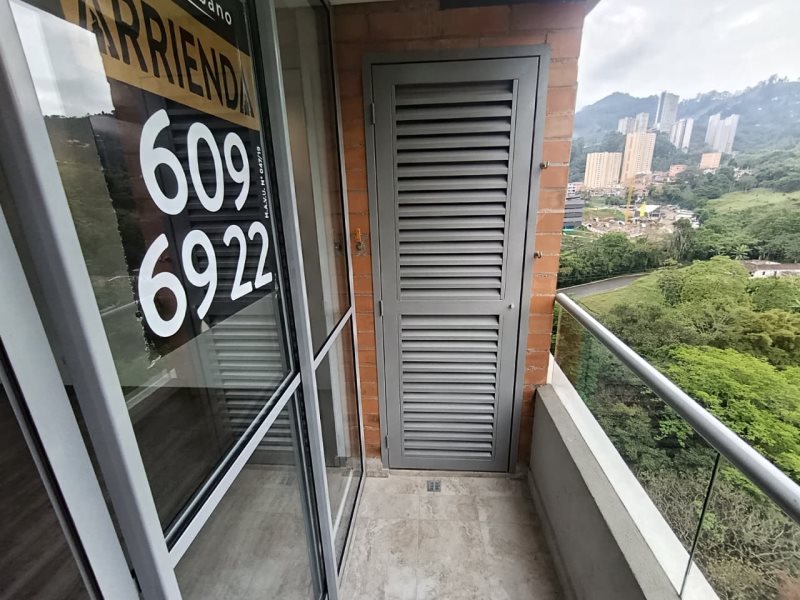 foto_104782_901271444_3392833569_ss