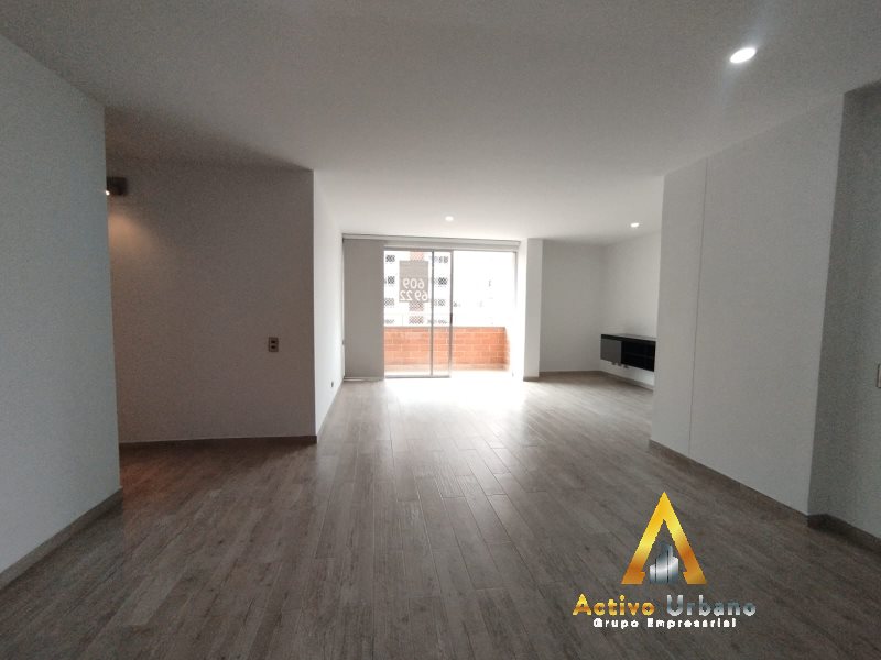 foto_104782_901271444_3393123931_ss