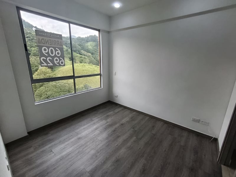 foto_104782_901271444_3435230617_ss