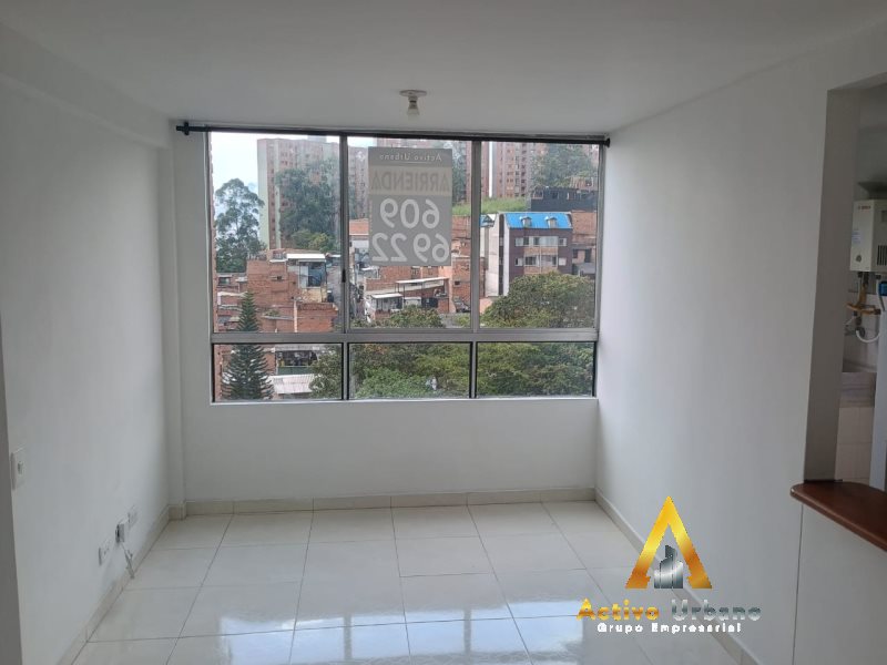 foto_104782_901271444_3470029680_ss