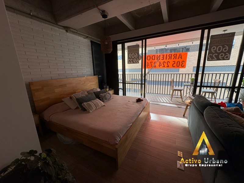 foto_104782_901271444_4097528529_ss