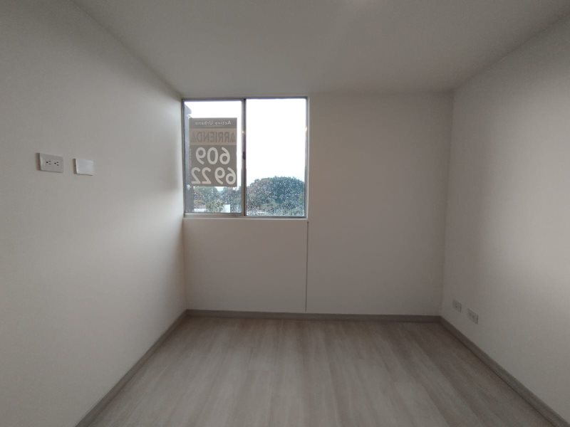 foto_104782_901271444_4128554867_ss