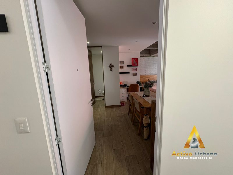 foto_104782_901271444_4144713008_ss