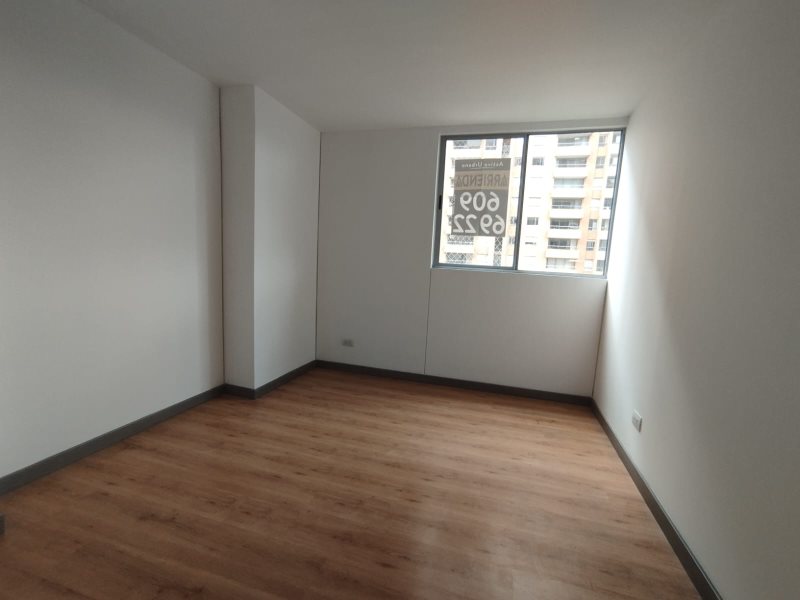 foto_104782_901271444_4176868721_ss