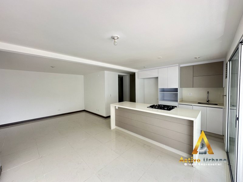 foto_104782_901271444_4480328328_ss