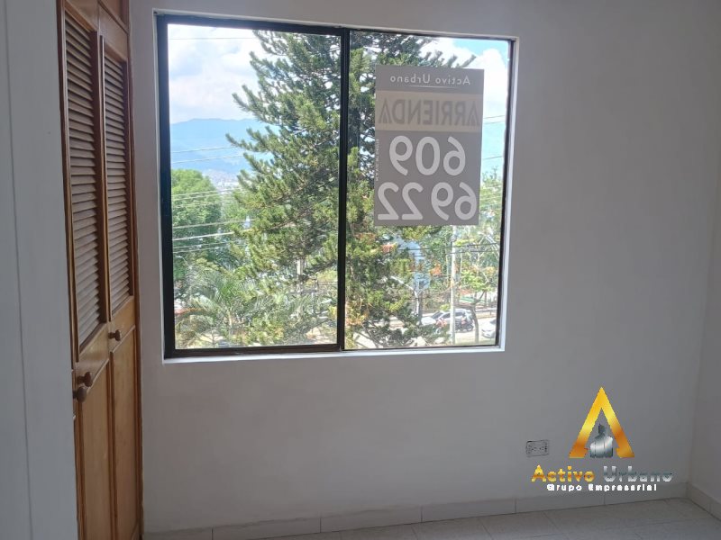 foto_104782_901271444_4508041536_ss