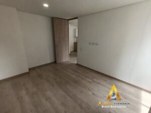 foto_104782_901271444_4657428732_ss