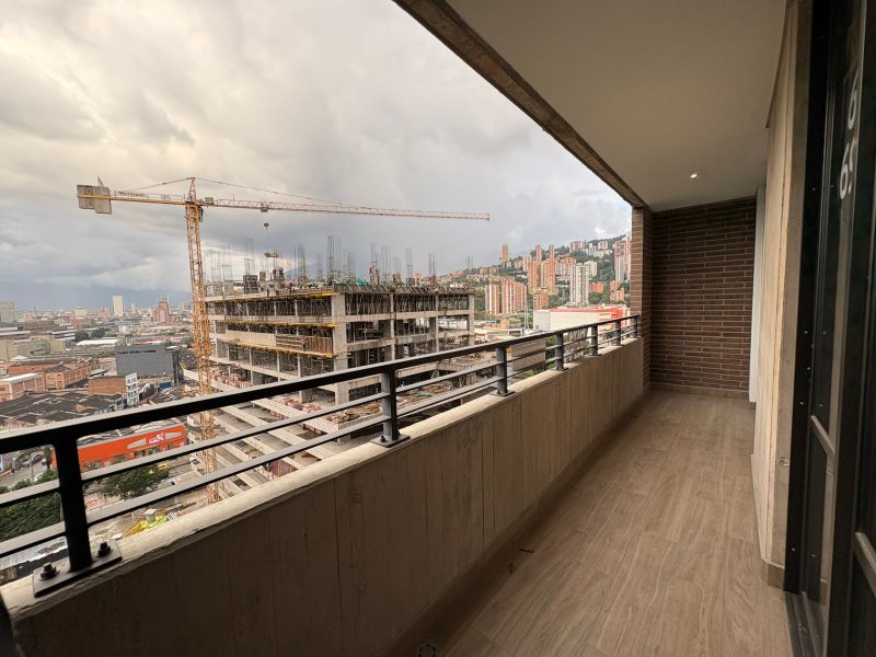 foto_104782_901271444_4698619922_ss