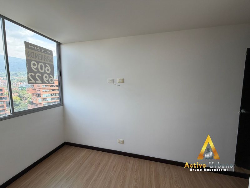 foto_104782_901271444_4720657961_ss