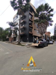 foto_104782_901271444_4885157543_ss