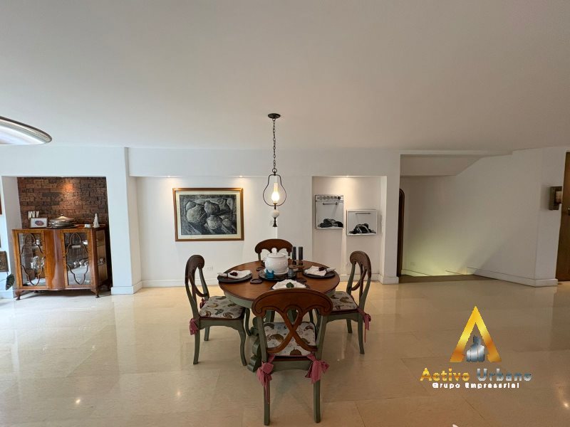 foto_104782_901271444_5266418037_ss