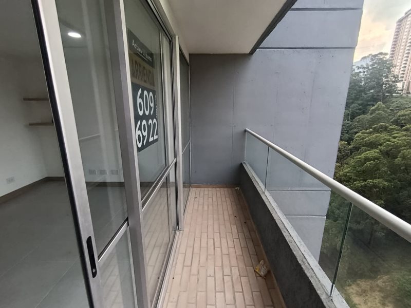 foto_104782_901271444_5288057288_ss