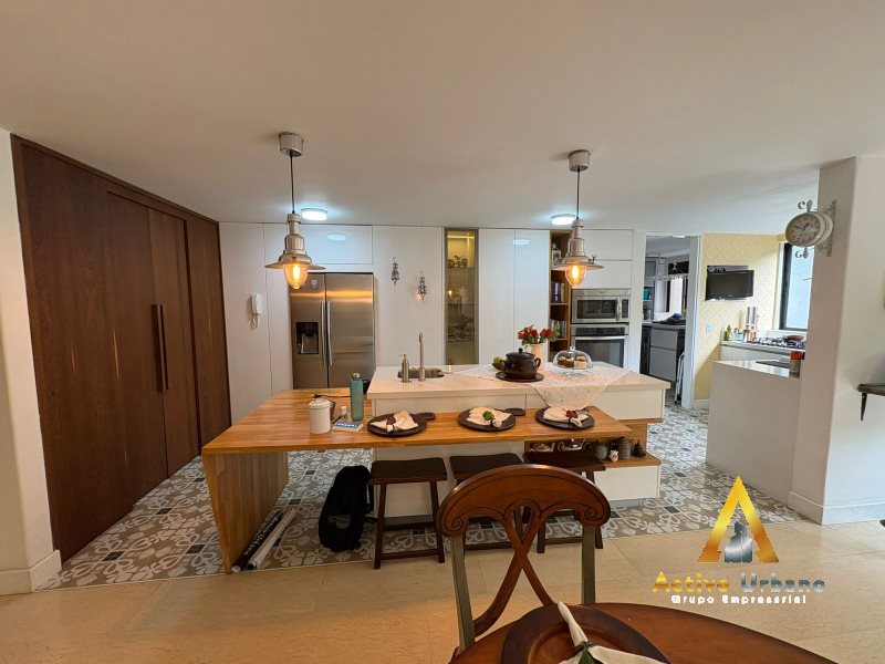 foto_104782_901271444_5289380634_ss