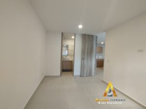 foto_104782_901271444_5321139452_ss