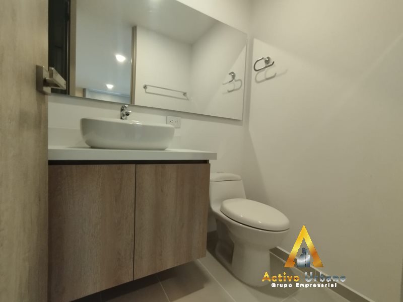 foto_104782_901271444_5343590304_ss