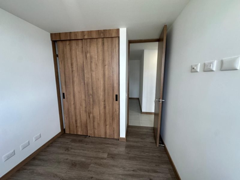 foto_104782_901271444_5802155215_ss