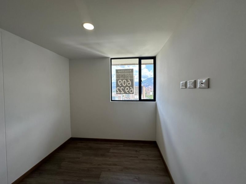 foto_104782_901271444_5813717952_ss