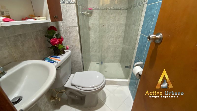 foto_104782_901271444_6052605808_ss