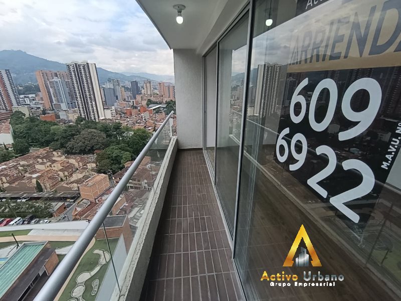 foto_104782_901271444_6094049076_ss