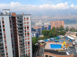 foto_104782_901271444_6107337612_ss