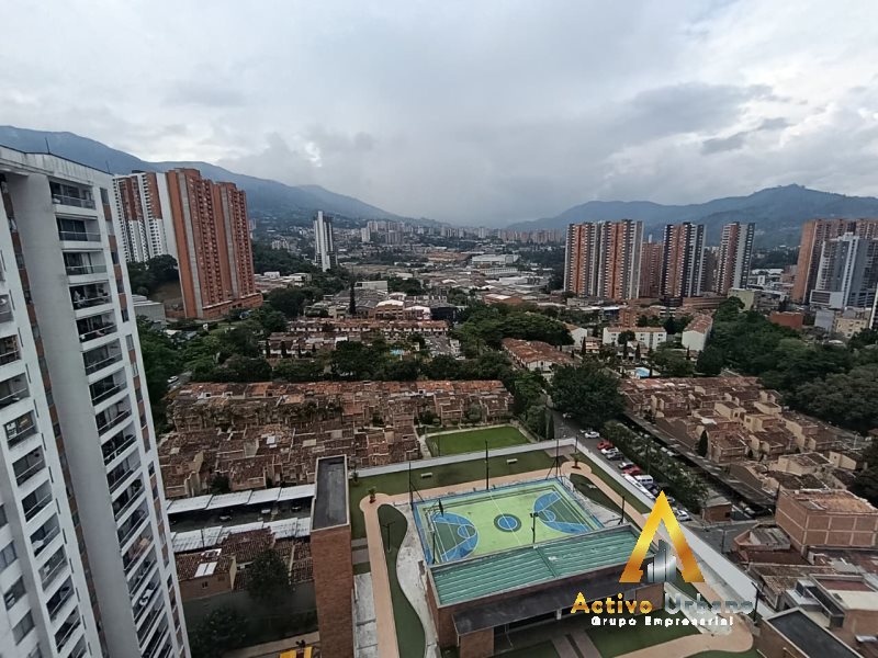 foto_104782_901271444_6118450583_ss