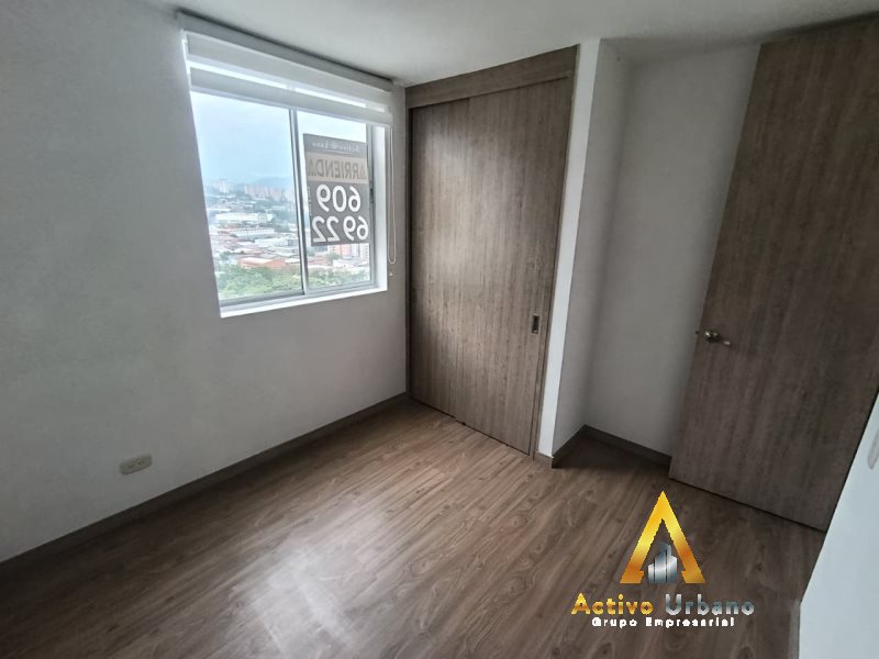 foto_104782_901271444_6141713615_ss