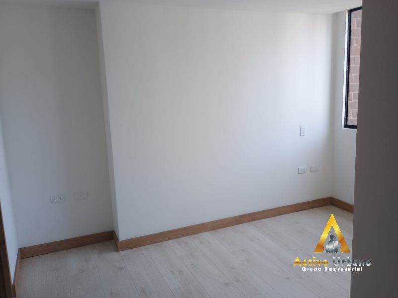 foto_104782_901271444_6144049868_ss