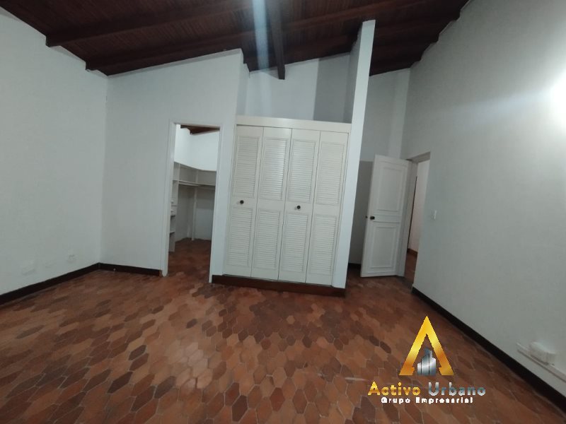 foto_104782_901271444_6159075646_ss