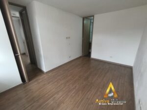 foto_104782_901271444_6159841583_ss