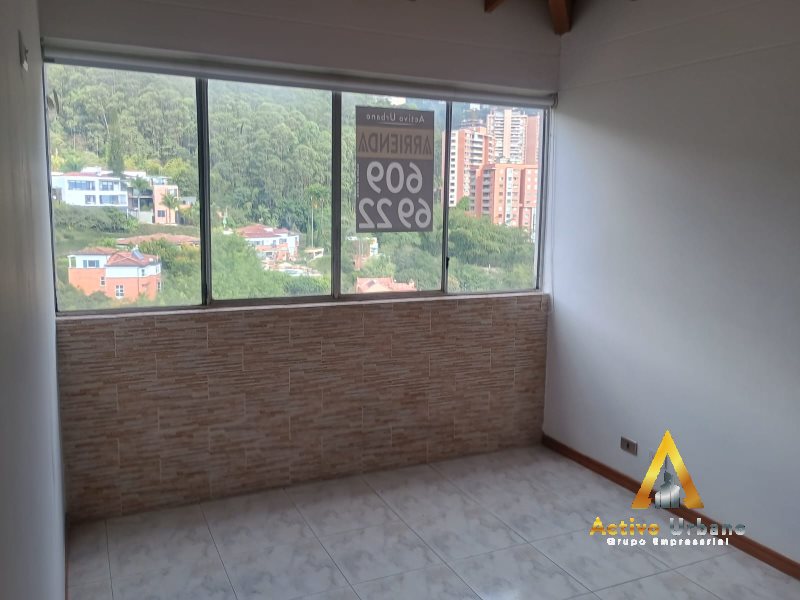 foto_104782_901271444_6266209805_ss