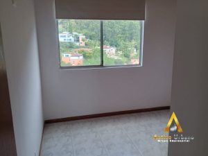 foto_104782_901271444_6288327824_ss