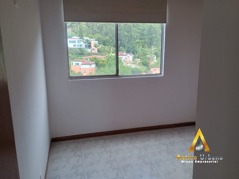 foto_104782_901271444_6288327824_ss