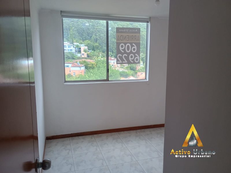 foto_104782_901271444_6323244558_ss