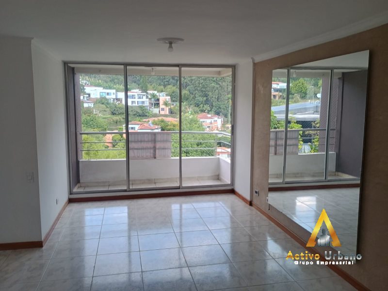 foto_104782_901271444_6327075547_ss