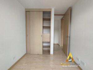 foto_104782_901271444_6515768473_ss