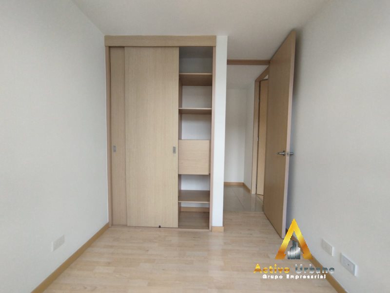 foto_104782_901271444_6515768473_ss