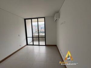 foto_104782_901271444_6544296700_ss