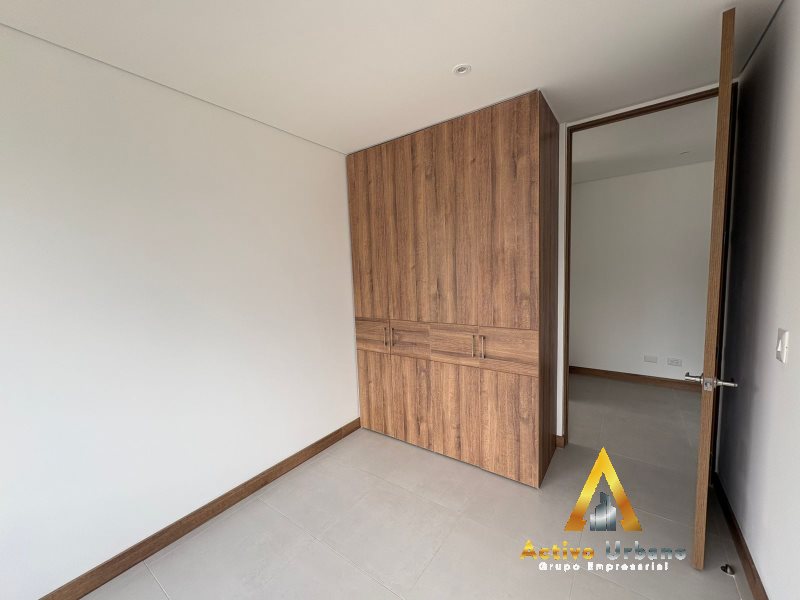 foto_104782_901271444_6544303422_ss