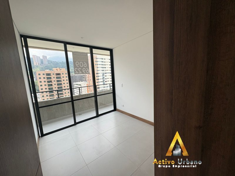 foto_104782_901271444_6544671332_ss