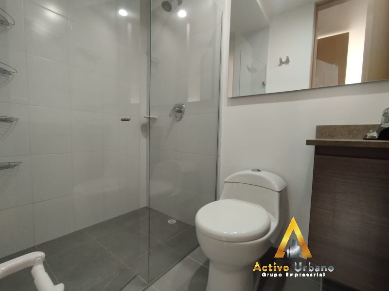 foto_104782_901271444_6553588567_ss