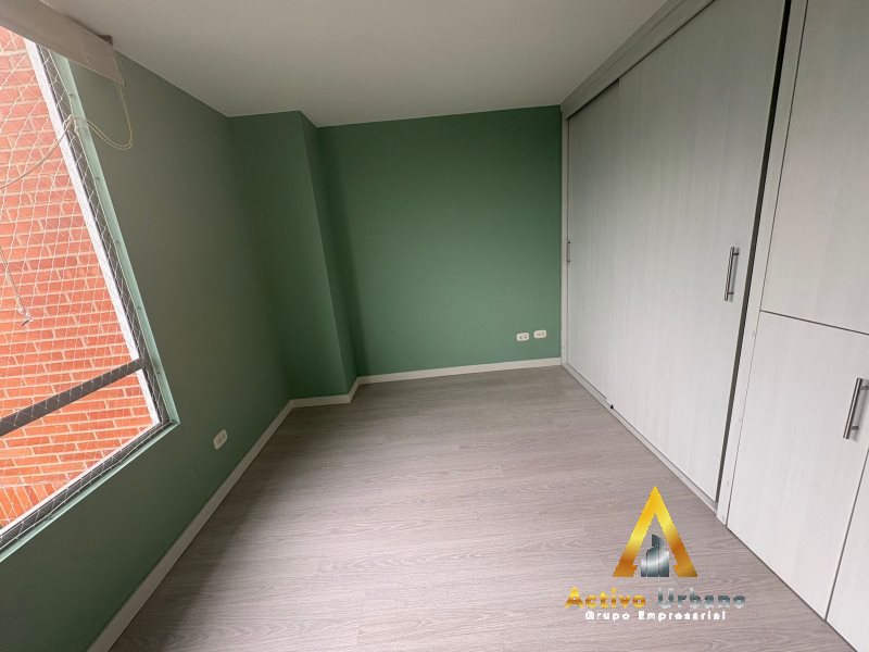 foto_104782_901271444_6563850344_ss